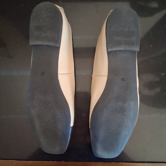 Gem's Vera Pelle Genuine Leather Cap Toe Flats $40 - Picture 2 of 3